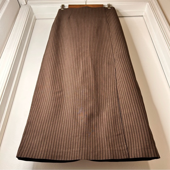 Wildlife New York Chocolate Brown Pinstriped Midi Skirt - Size 8 - Picture 3 of 11